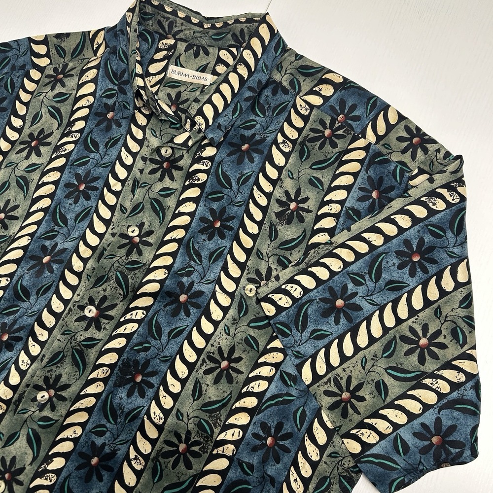 VTG Burma Bibas Shirt Mens Large 100% Silk Floral Hawaiian Button Up Lightweight